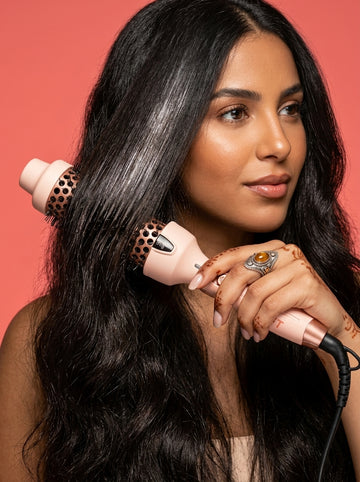 Brosse thermique SOFFT rose gold en usage, resultat salon